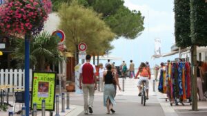 Rue piétonne d'Andernos-les-Bains