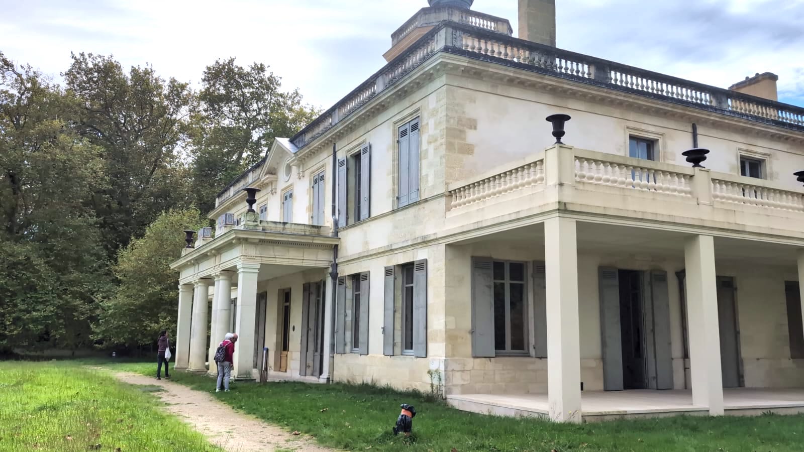 Facade en pierre du château de Certes à Audenge