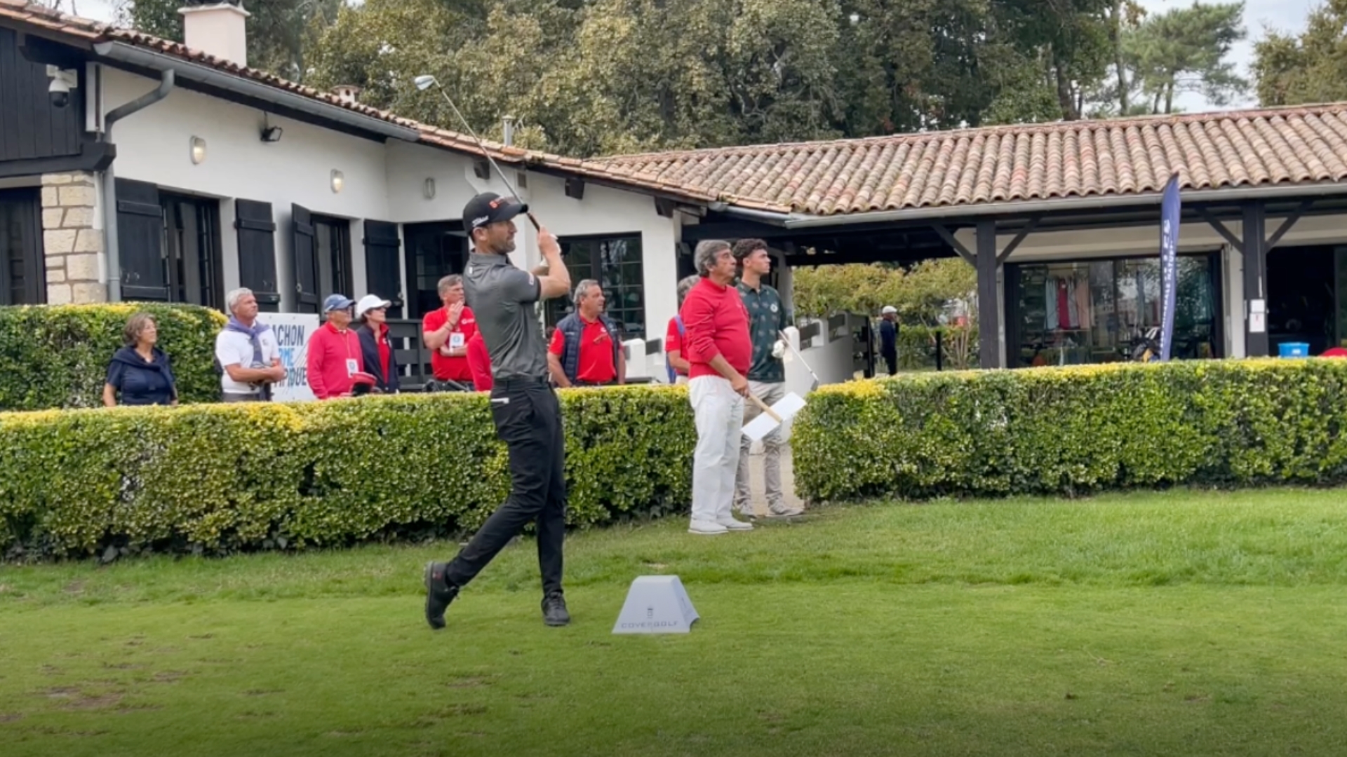 joueur de golf à arcachon